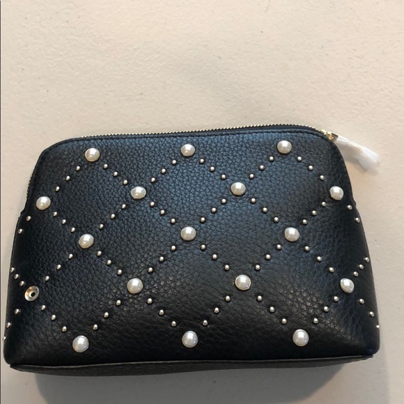kate spade Handbags - Brand new Kate spade pouch